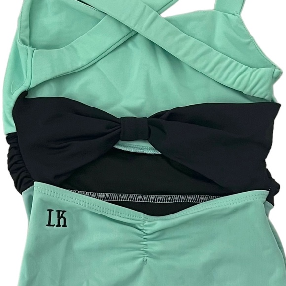 LK Mint Green Dance Leotard Black Bow Back CS (6-7) - Picture 3 of 5